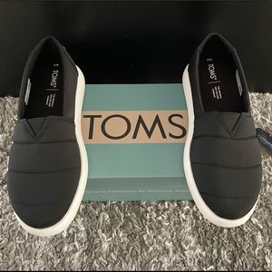 NIB TOMS Alpargata Mallow Puff Shoes